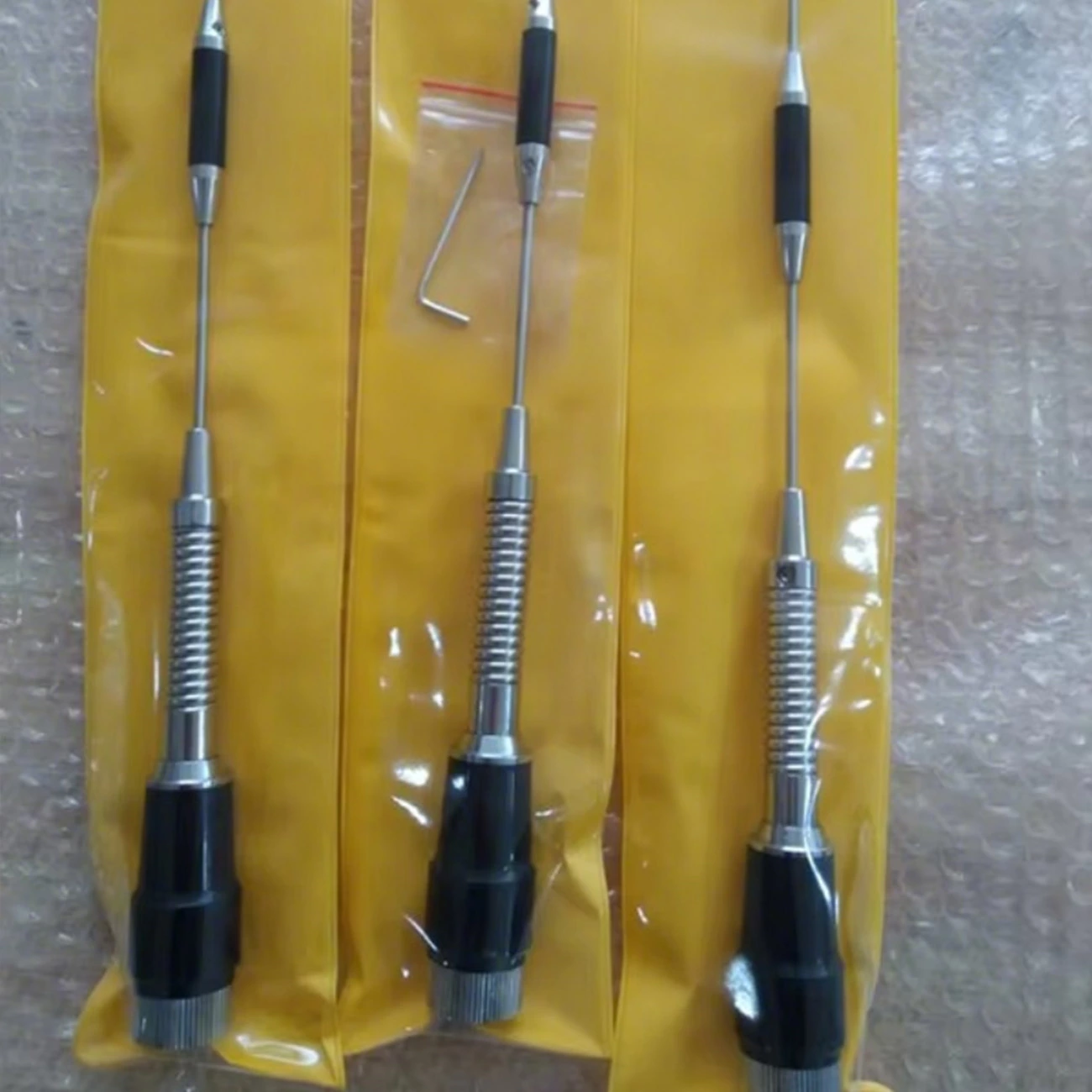 438SN VHF Mobile Communication Antenna – 144-174MHz Car Antenna with PL259 Connector