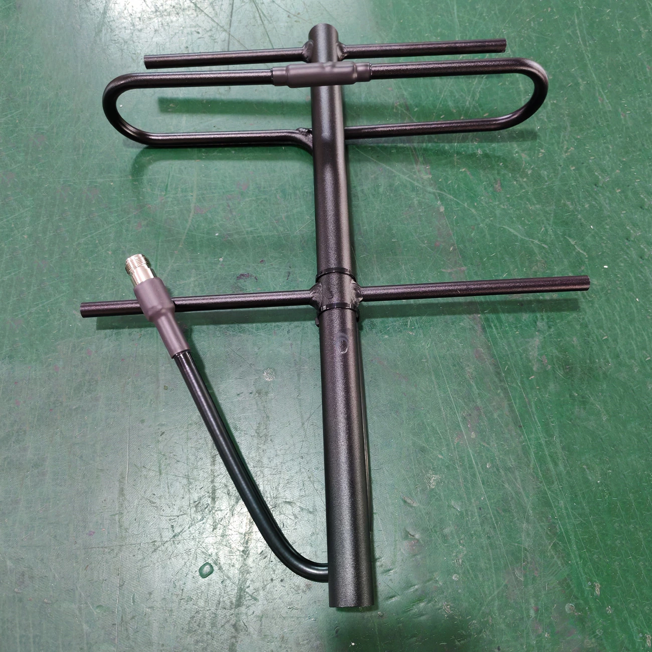 Y400B/3 Digital Base Antenna – 400-470MHz UHF Outdoor Aluminium Alloy Yagi Antenna with Omni Radiation