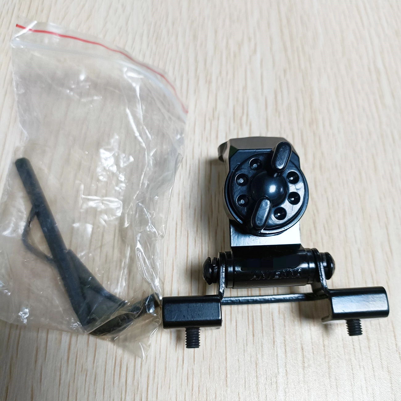 EM-90 Car Gutter Mount Antenna Bracket – Tilt Angle Adjust for Car & Truck Antennas