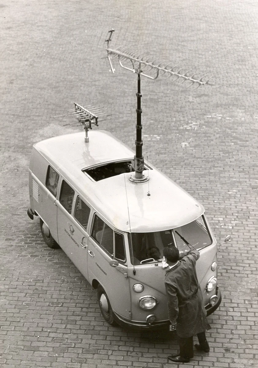 Revisiting Those Legendary Radio Devices and Antenna Nights: From Four Channels to Single-Sideband (SSB) — The 50th Anniversary of German CB Radio