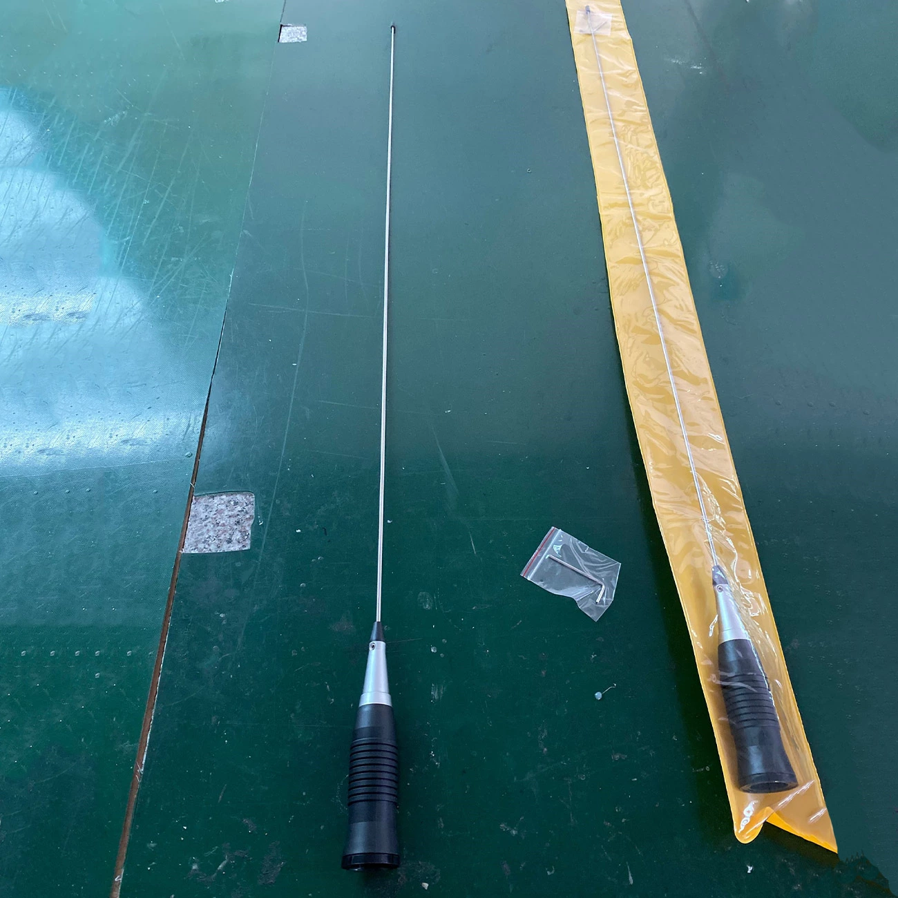 SD-147 120cm 4dBi CB Antenna 27MHz CB Radio Antenna for mobile radio Car Truck Communication Antenna
