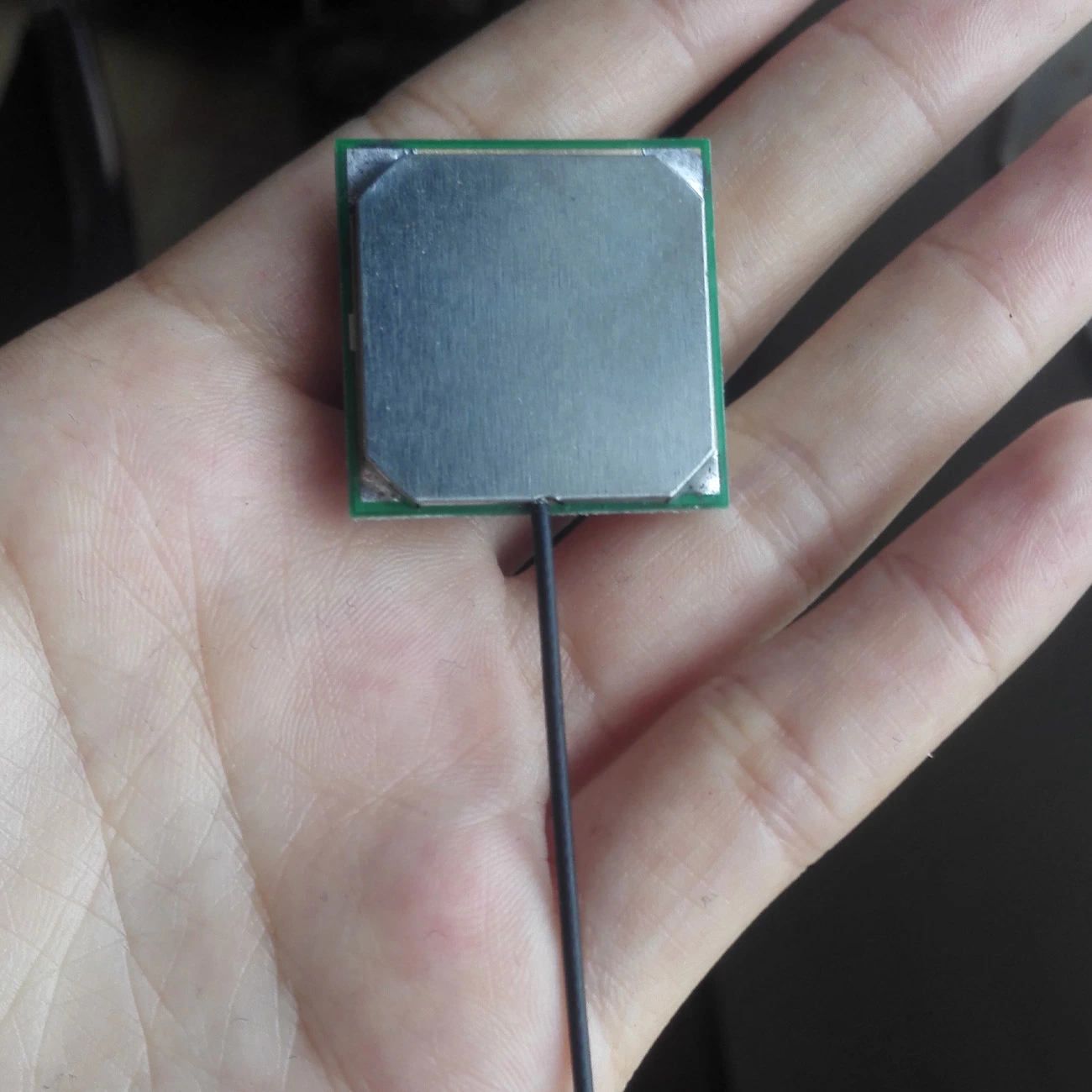 Mini Active GPS Glonass Antenna – 25*25mm Internal Ceramic Patch Antenna for Android Tablet