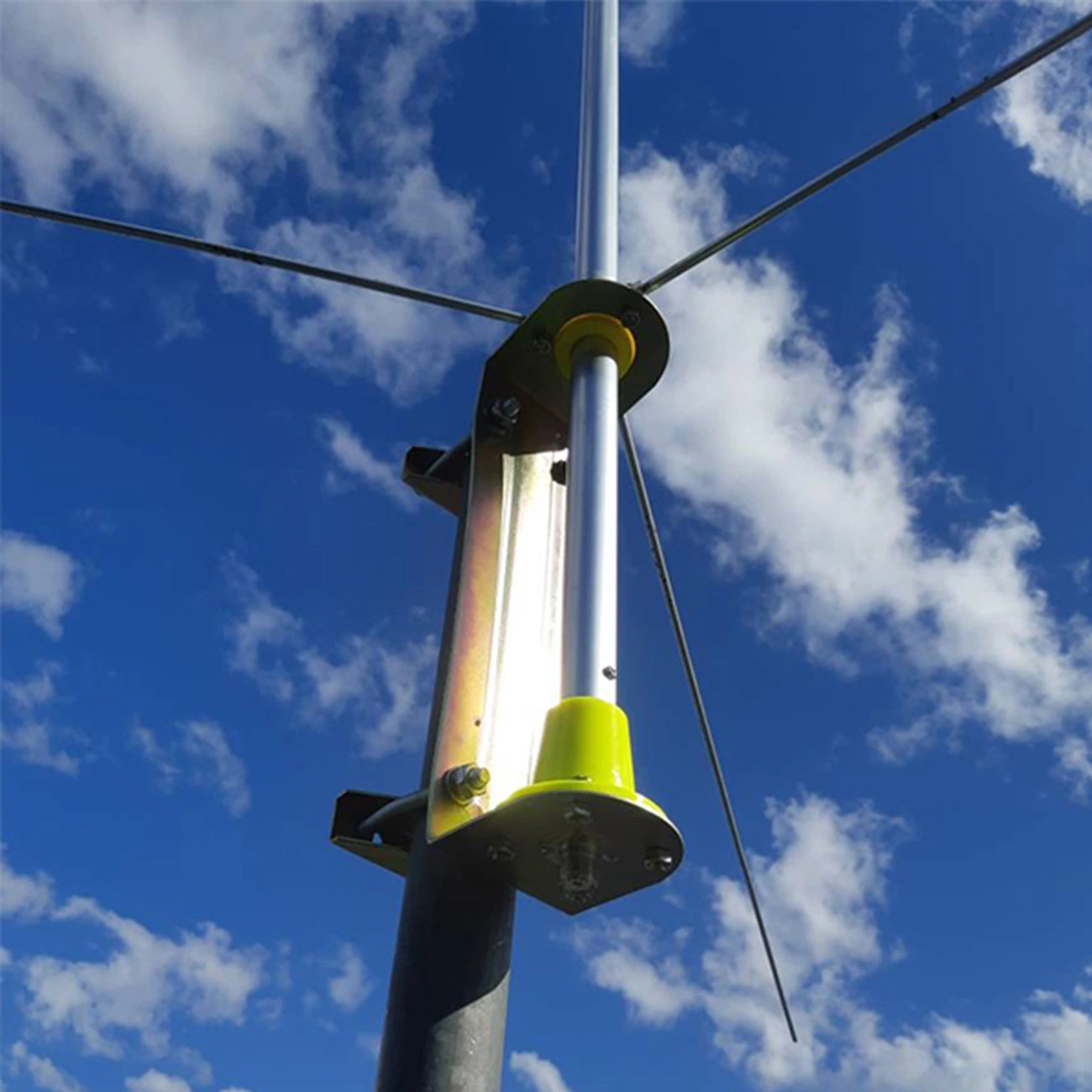 BA27 CB Radio Base Station Antenna – 27Mhz 5.4m Aluminum Alloy Fixed Outdoor Antenna