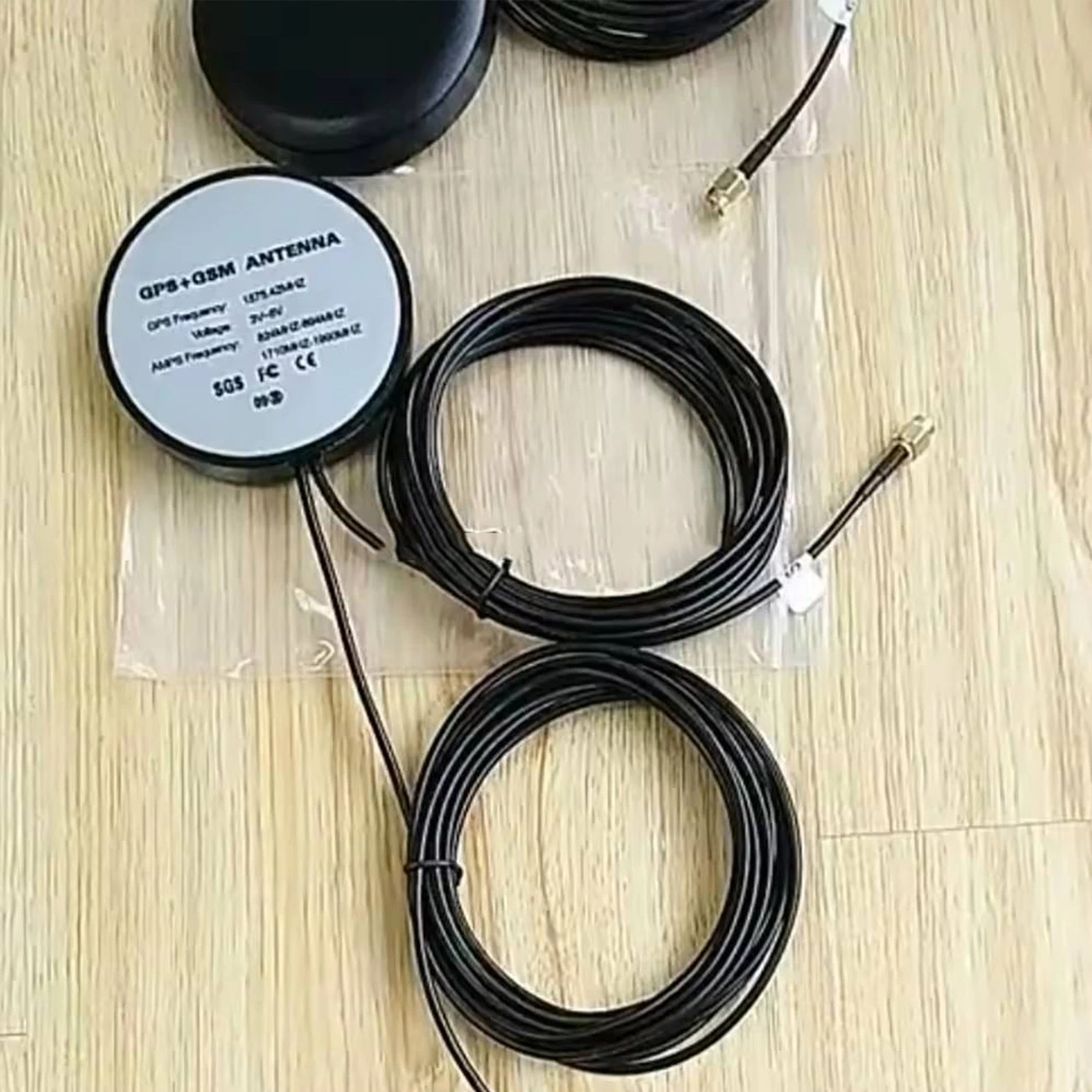 GPS003 GSM Combo Antenna – 28dBi High Gain Active Antenna with GPS Navigation, GNSS, LTE/GSM/4G/WIFI & MIMO