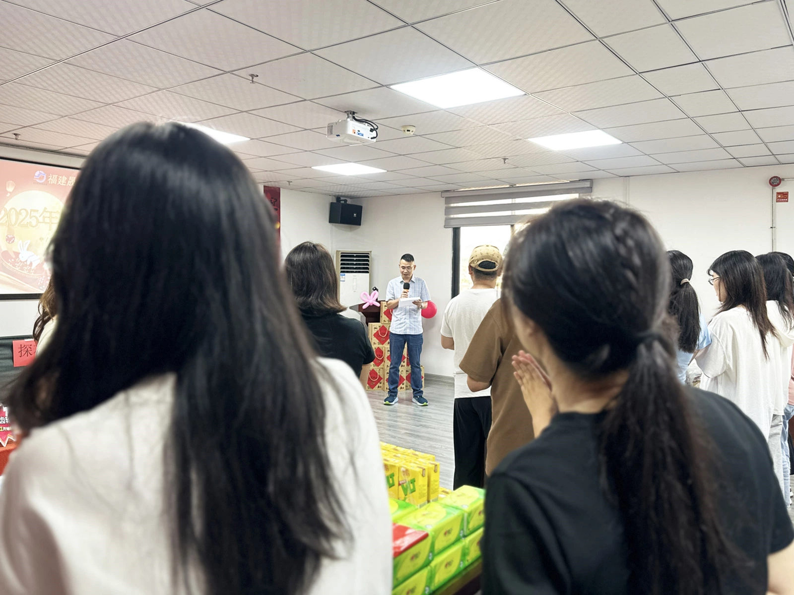 Mid-Autumn Meets National Day