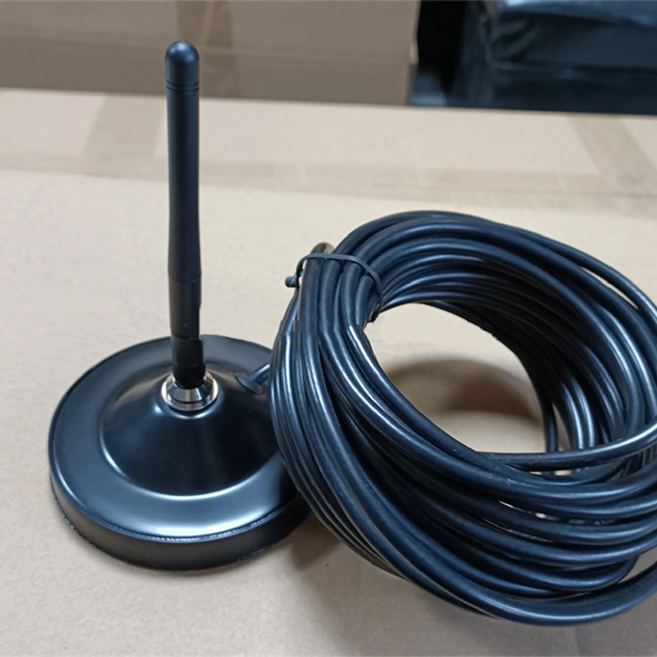 LoRa IoT Rubber Duck Flexible Whip Antenna – 915/868MHz with Adjustable SMA Connector
