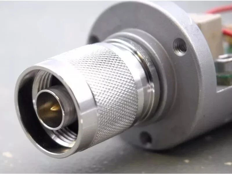 Building a 10 mW amateur radio repeater toy with an RTL-SDR receiver and Raspberry Pi