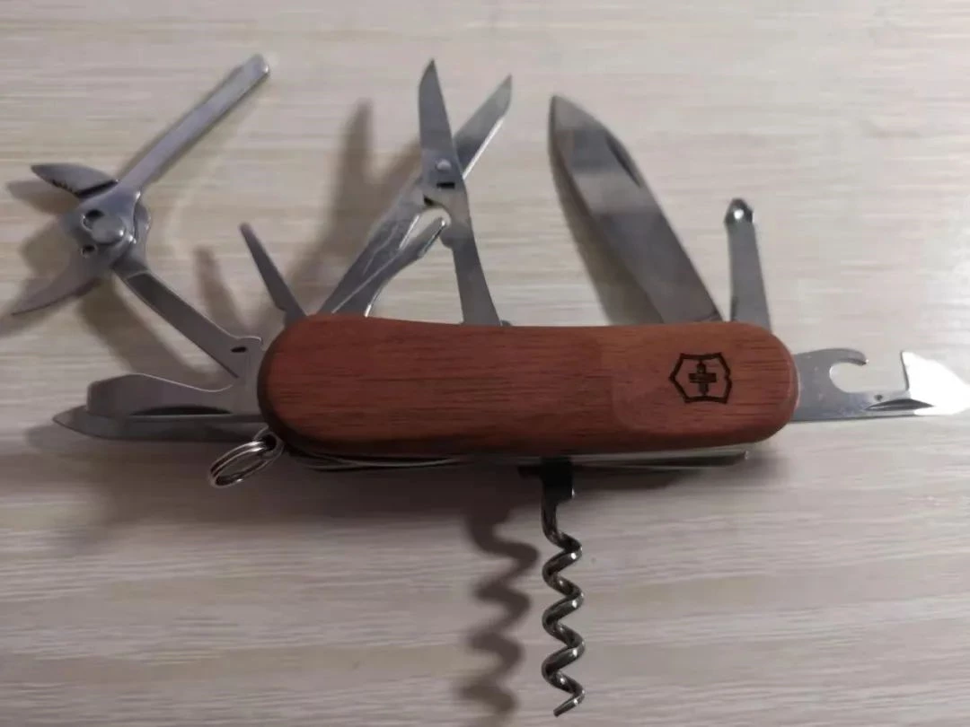 First Installation Experience of the Classic Vintage Yaesu FT-817 Control Display Board Easy Programming, the Key Chip Shines!