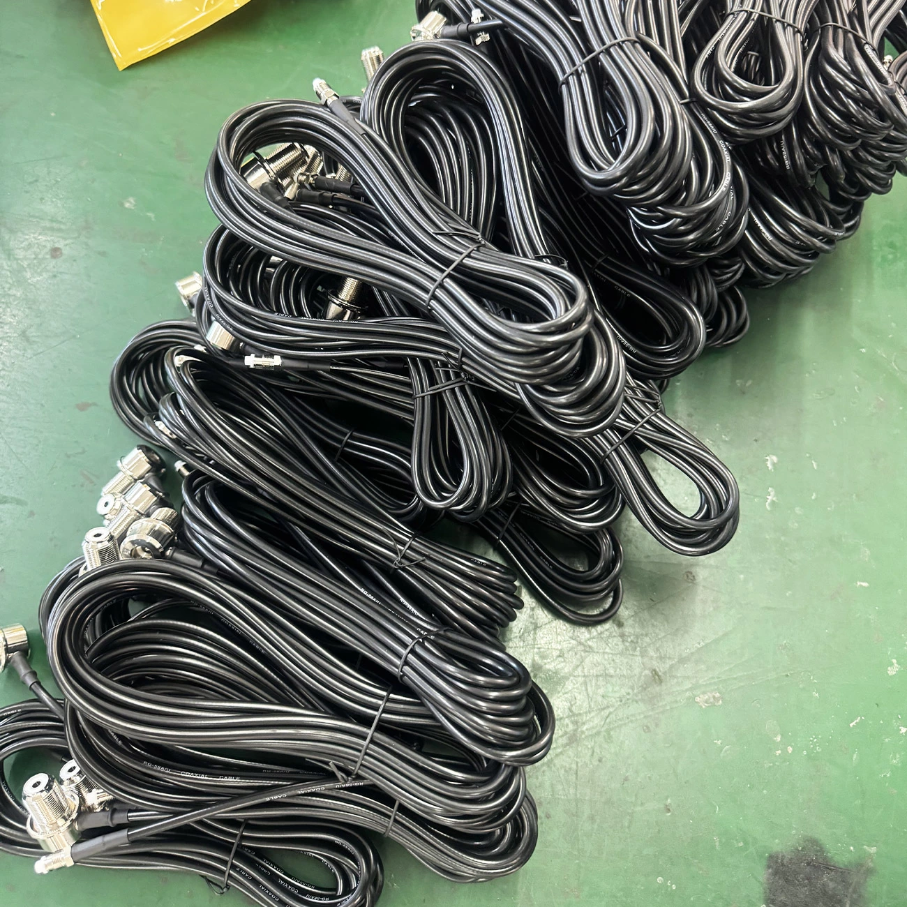 SD-NEW-3-CABLE SO239 Mobile Car Radio Antenna Mount Assembly with 4M RG58 Cable PL259 Connector Heavy Duty Copper Base