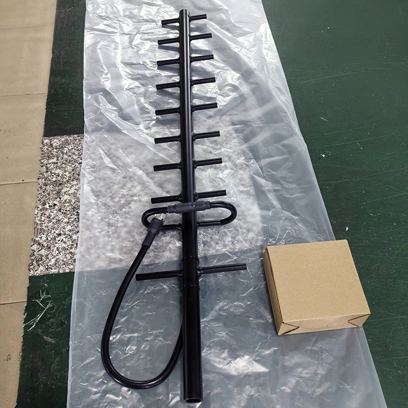 Y400B-10 400-470MHz 10 Element Yagi Antenna 12dBi | UHF Directional Base Station Antenna with N-Female & LMR400 Cable