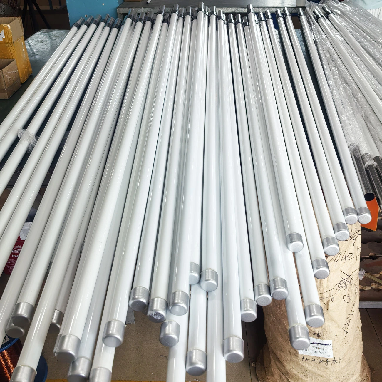 BF220U 400-470MHz Base Station Antenna | 8.5dBi Vertical Omni 2.2m UHF/N-Female Outdoor Antenna