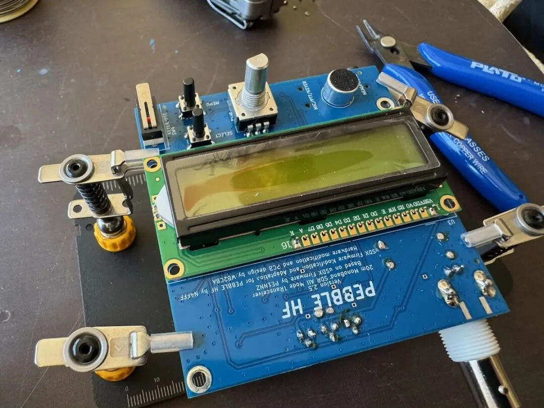 Pebble HF Review: The Ultra-Affordable QRP Radio Kit for Every Ham Radio Enthusiast