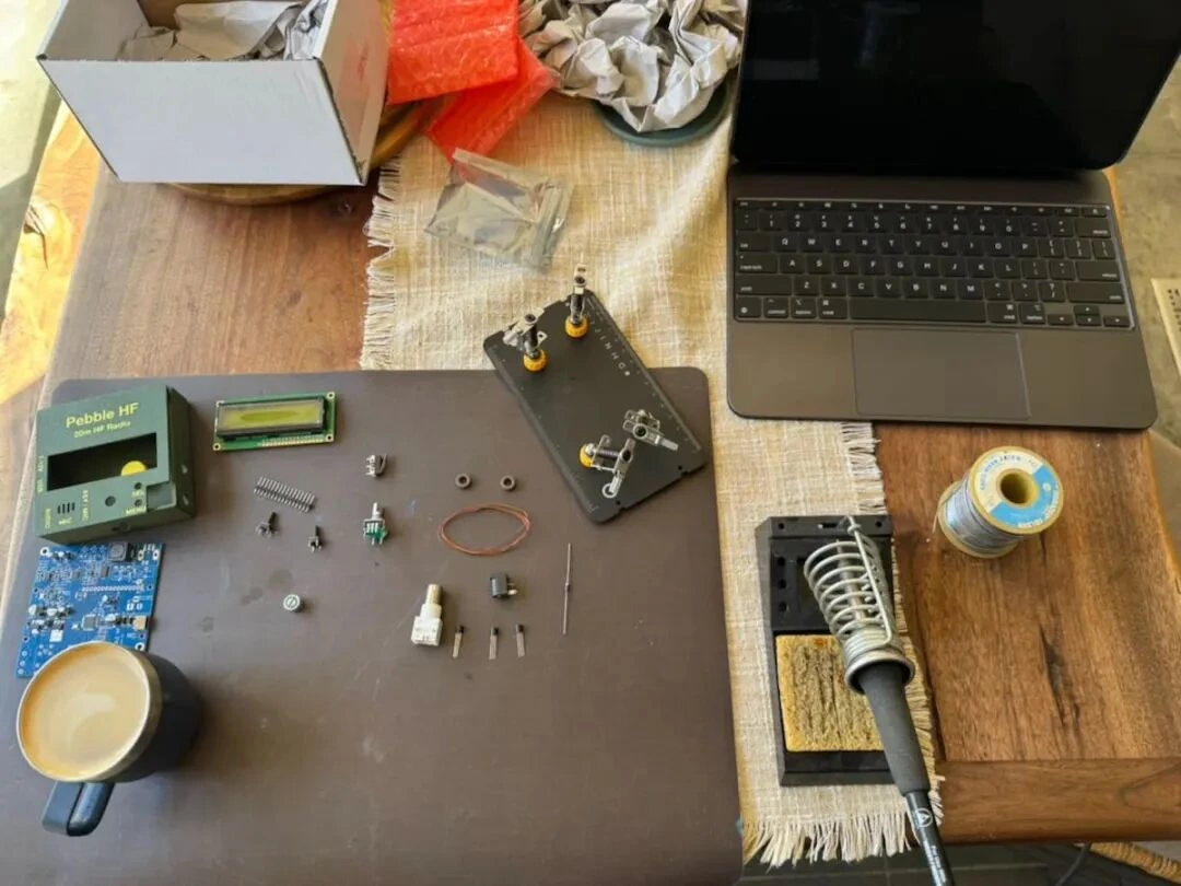 Pebble HF Review: The Ultra-Affordable QRP Radio Kit for Every Ham Radio Enthusiast